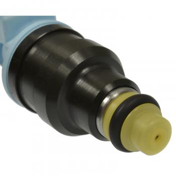 Standard Motor Products FJ51 Fuel Injector product image 1 of 3