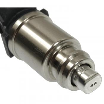 Standard Motor Products FJ525 Fuel Injector product image 1 of 3