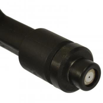 Standard Motor Products FJ526 Fuel Injector product image 1 of 3