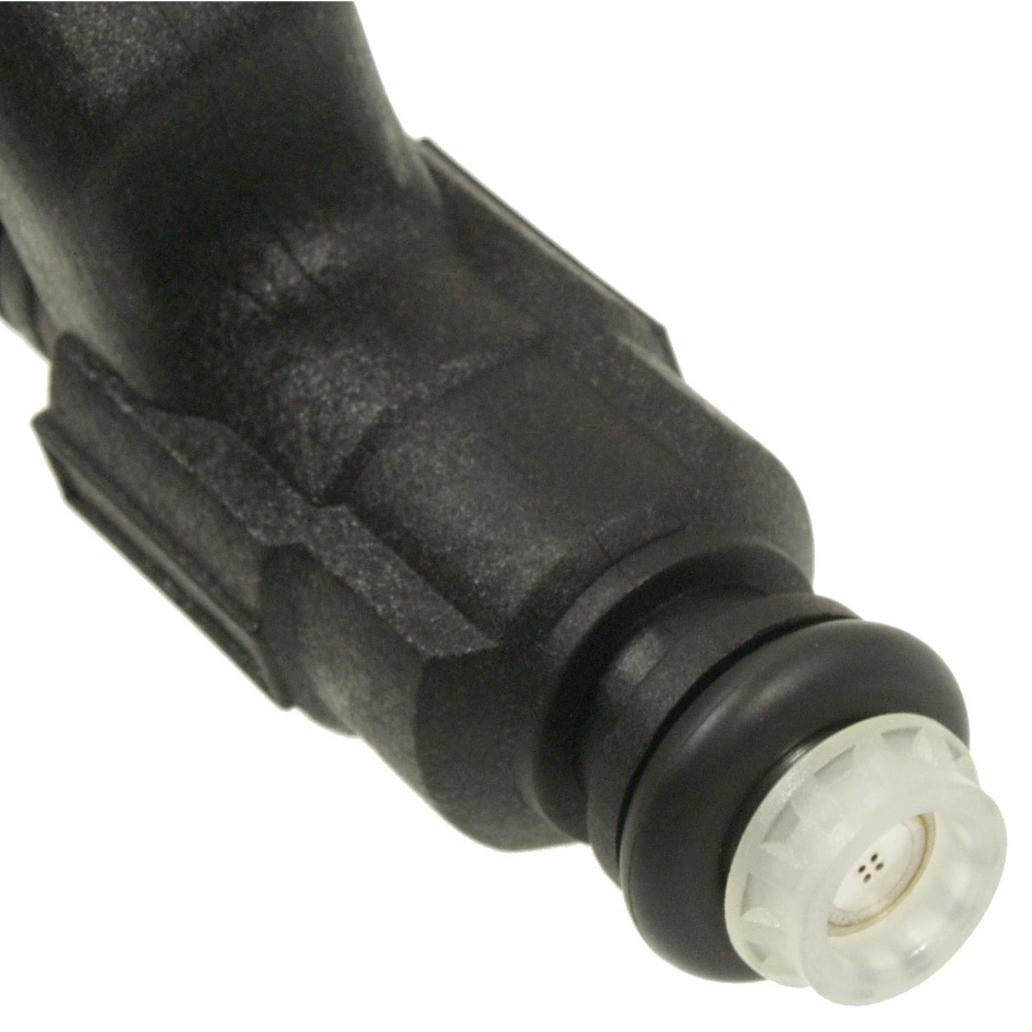 Standard Motor Products FJ569 - Fuel Injector Standard Motor Products FJ569 Fuel Injector product image 1 of 3