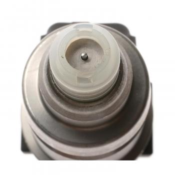 Standard Motor Products FJ582 Fuel Injector product image 1 of 3