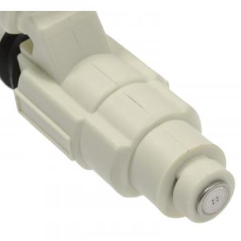Standard Motor Products FJ608 Fuel Injector product image 1 of 3