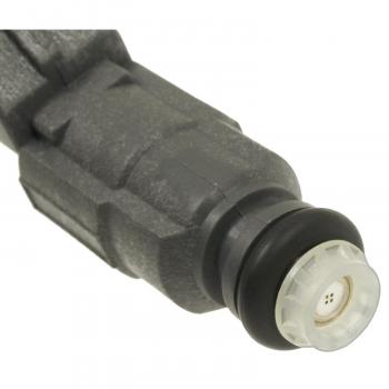 Standard Motor Products FJ654 Fuel Injector product image 1 of 3