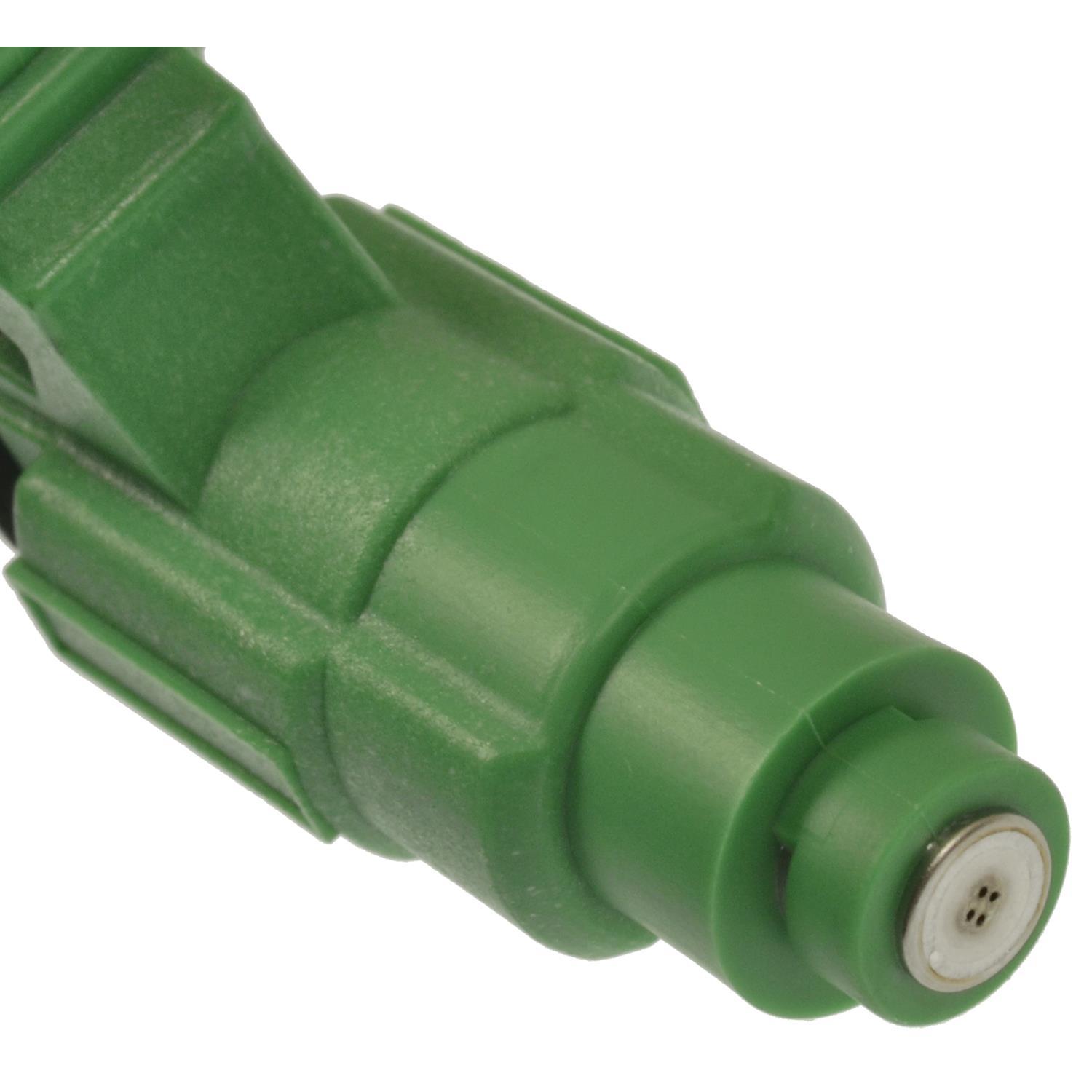 Standard Motor Products FJ657 Fuel Injector product image 1 of 3