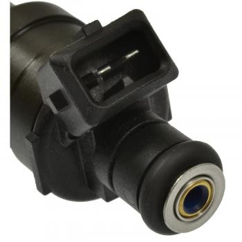 Standard Motor Products FJ681 - Fuel Injector Standard Motor Products FJ681 Fuel Injector product image 3 of 3