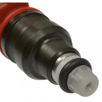 Standard Motor Products FJ693 - Fuel Injector Standard Motor Products FJ693 Fuel Injector product image 1 of 3