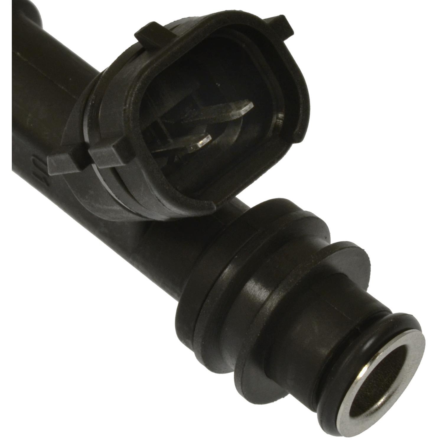 Standard Motor Products FJ70 - Fuel Injector Standard Motor Products FJ70 Fuel Injector product image 3 of 3
