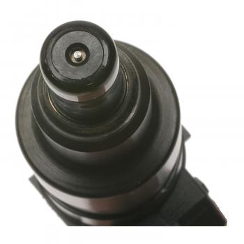 Standard Motor Products FJ709 Fuel Injector product image 1 of 3