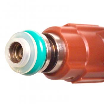 Standard Motor Products FJ724 Fuel Injector product image 1 of 3