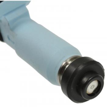 Standard Motor Products FJ726 Fuel Injector product image 1 of 3