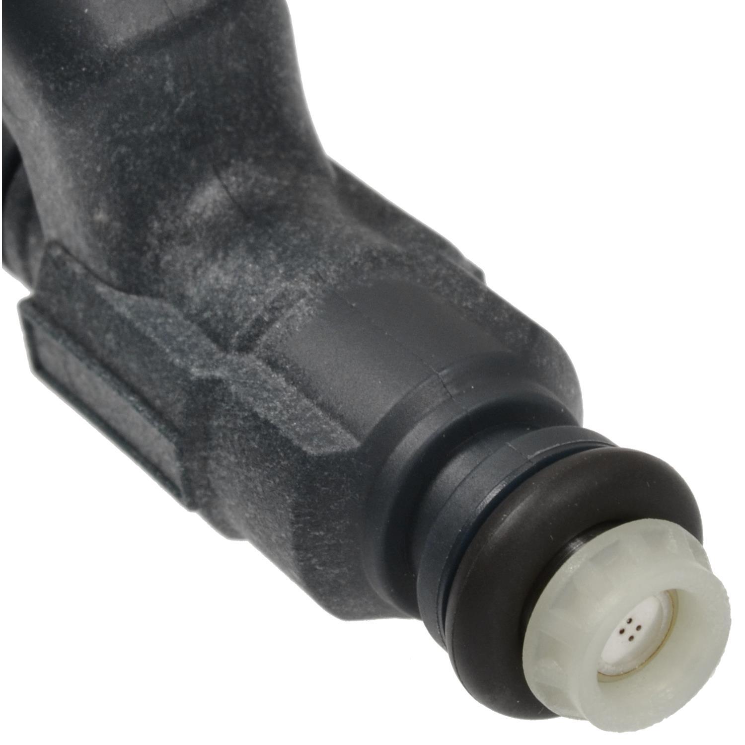 Standard Motor Products FJ733 - Fuel Injector Standard Motor Products FJ733 Fuel Injector product image 1 of 3