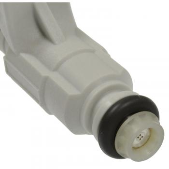 Standard Motor Products FJ755 Fuel Injector product image 1 of 3