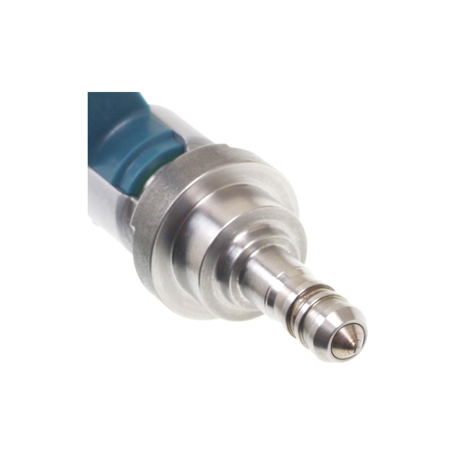 Standard Motor Products FJ761 - Fuel Injector Standard Motor Products FJ761 Fuel Injector product image 1 of 3