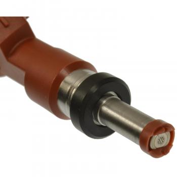 Standard Motor Products FJ763 Fuel Injector product image 1 of 3