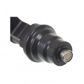 Standard Motor Products FJ771 Fuel Injector product image 1 of 3