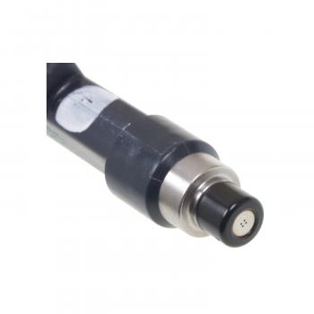 Standard Motor Products FJ782 Fuel Injector product image 1 of 3