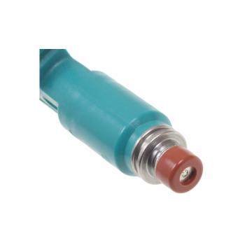 Standard Motor Products FJ789 Fuel Injector product image 1 of 3