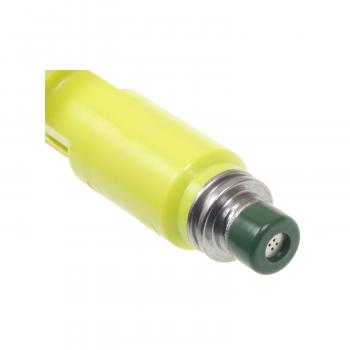 Standard Motor Products FJ797 - Fuel Injector Standard Motor Products FJ797 Fuel Injector product image 1 of 3