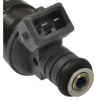 Standard Motor Products FJ81 - Fuel Injector Standard Motor Products FJ81 Fuel Injector product image 3 of 3
