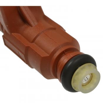 Standard Motor Products FJ814 Fuel Injector product image 1 of 3