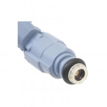 Standard Motor Products FJ819 Fuel Injector product image 1 of 3