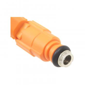 Standard Motor Products FJ822 Fuel Injector product image 1 of 3