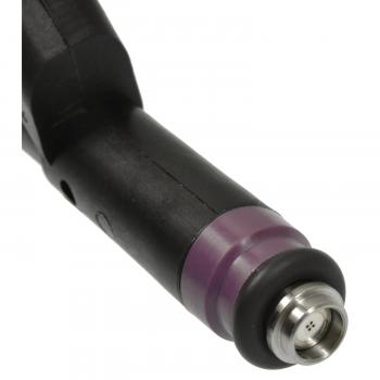 Standard Motor Products FJ829 Fuel Injector product image 1 of 3