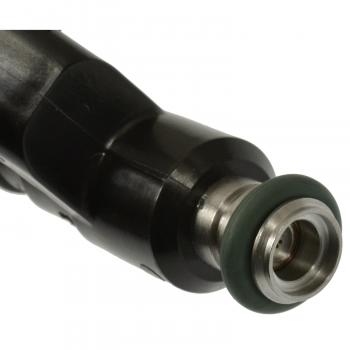 Standard Motor Products FJ837 - Fuel Injector Standard Motor Products FJ837 Fuel Injector product image 1 of 3