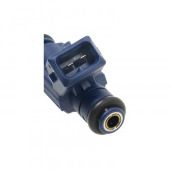 Standard Motor Products FJ870 Fuel Injector product image 2 of 3