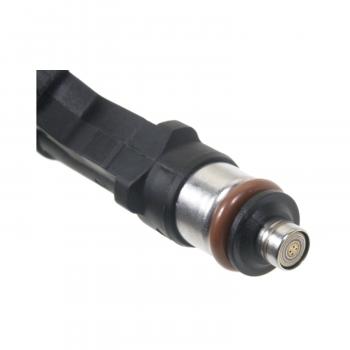 Standard Motor Products FJ885 Fuel Injector product image 1 of 3