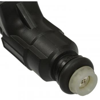 Standard Motor Products FJ889 Fuel Injector product image 1 of 3