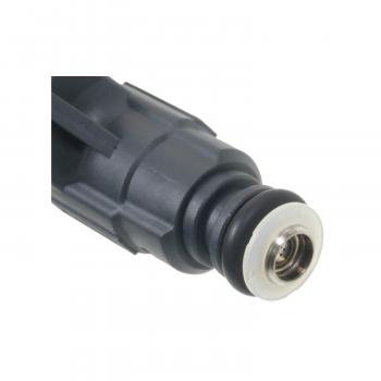 Standard Motor Products FJ898 Fuel Injector product image 1 of 3