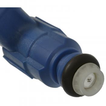Standard Motor Products FJ949 Fuel Injector product image 1 of 3