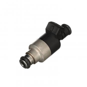Standard Motor Products FJ95RP6 Fuel Injector product image 1 of 10