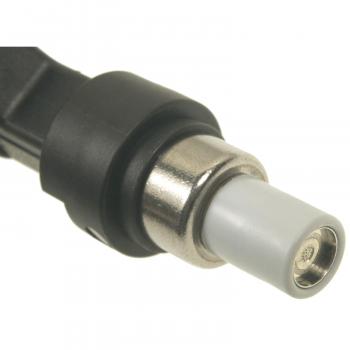 Standard Motor Products FJ966 Fuel Injector product image 1 of 3