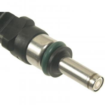 Standard Motor Products FJ972 Fuel Injector product image 1 of 3