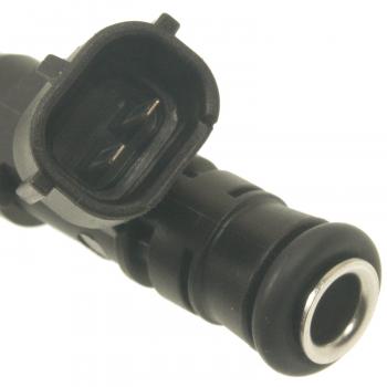 Standard Motor Products FJ981 Fuel Injector product image 2 of 3