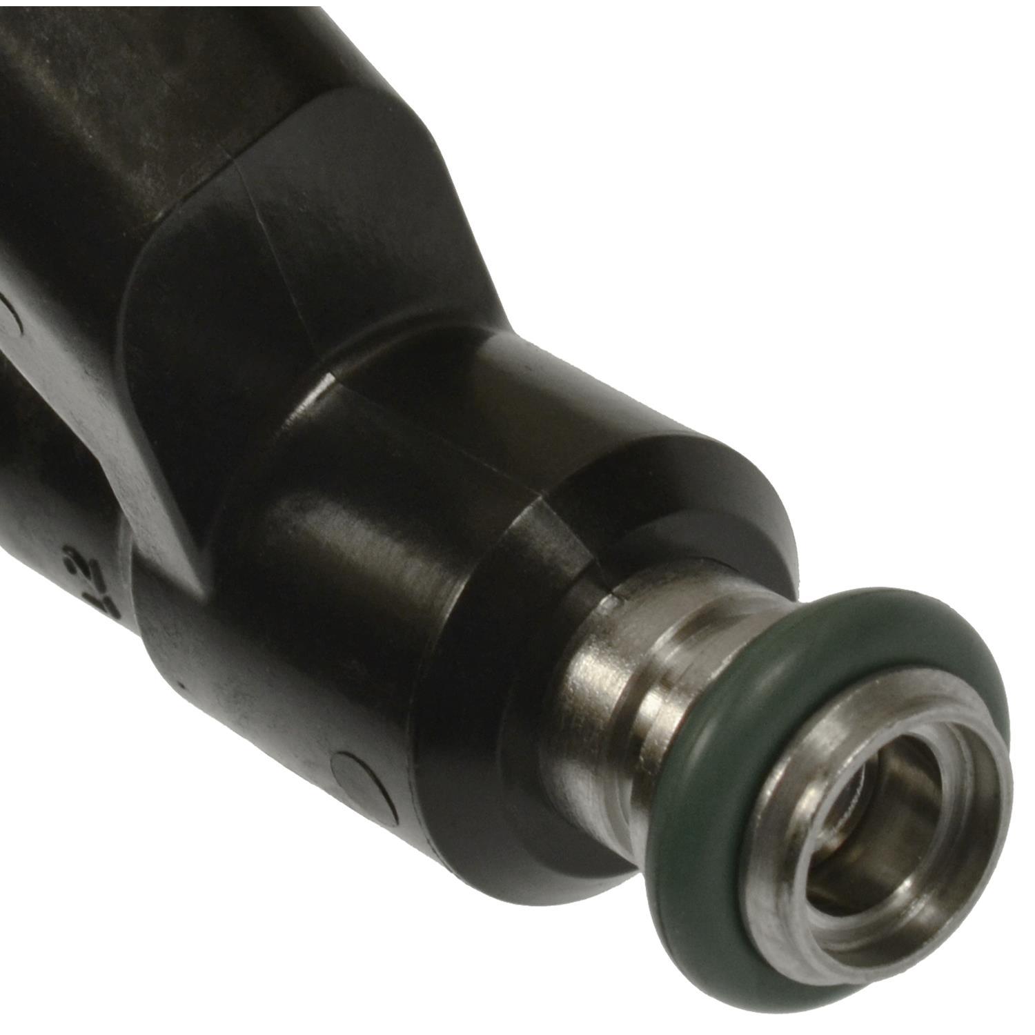 Standard Motor Products FJ986 - Fuel Injector Standard Motor Products FJ986 Fuel Injector product image 3 of 3