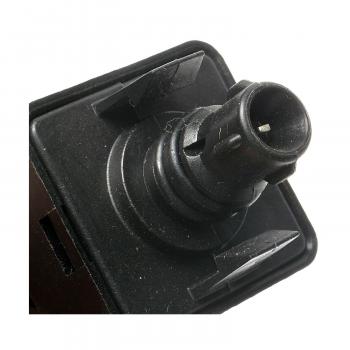 Standard Motor Products FLS52 - Engine Coolant Level Sensor Standard Motor Products FLS52 Engine Coolant Level Sensor product image 1 of 3