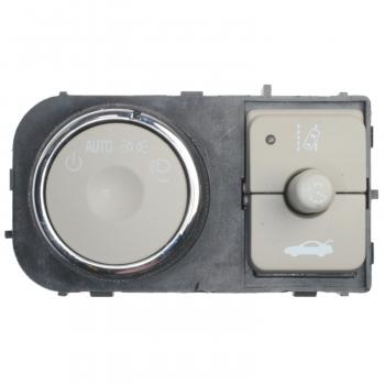 Standard Motor Products HLS1249 Headlight Switch product image 1 of 3