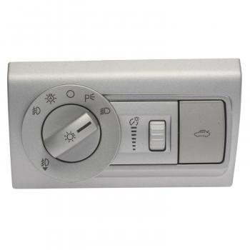Standard Motor Products HLS1263 Headlight Switch product image 1 of 5