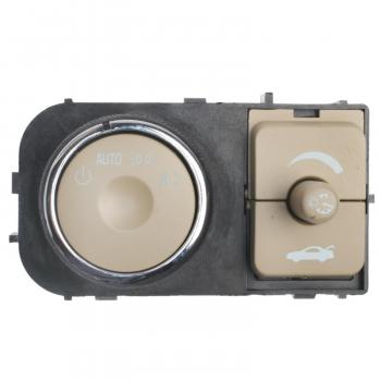 Standard Motor Products HLS1301 Headlight Switch product image 1 of 3