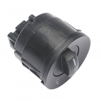 Standard Motor Products HLS1319 - Headlight Switch Standard Motor Products HLS1319 Headlight Switch product image 2 of 3