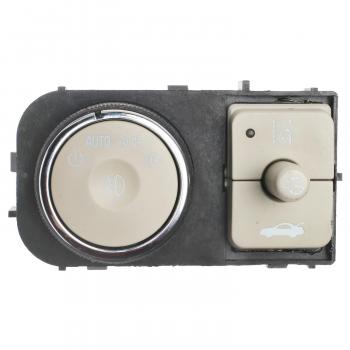 Standard Motor Products HLS1364 Headlight Switch product image 1 of 3