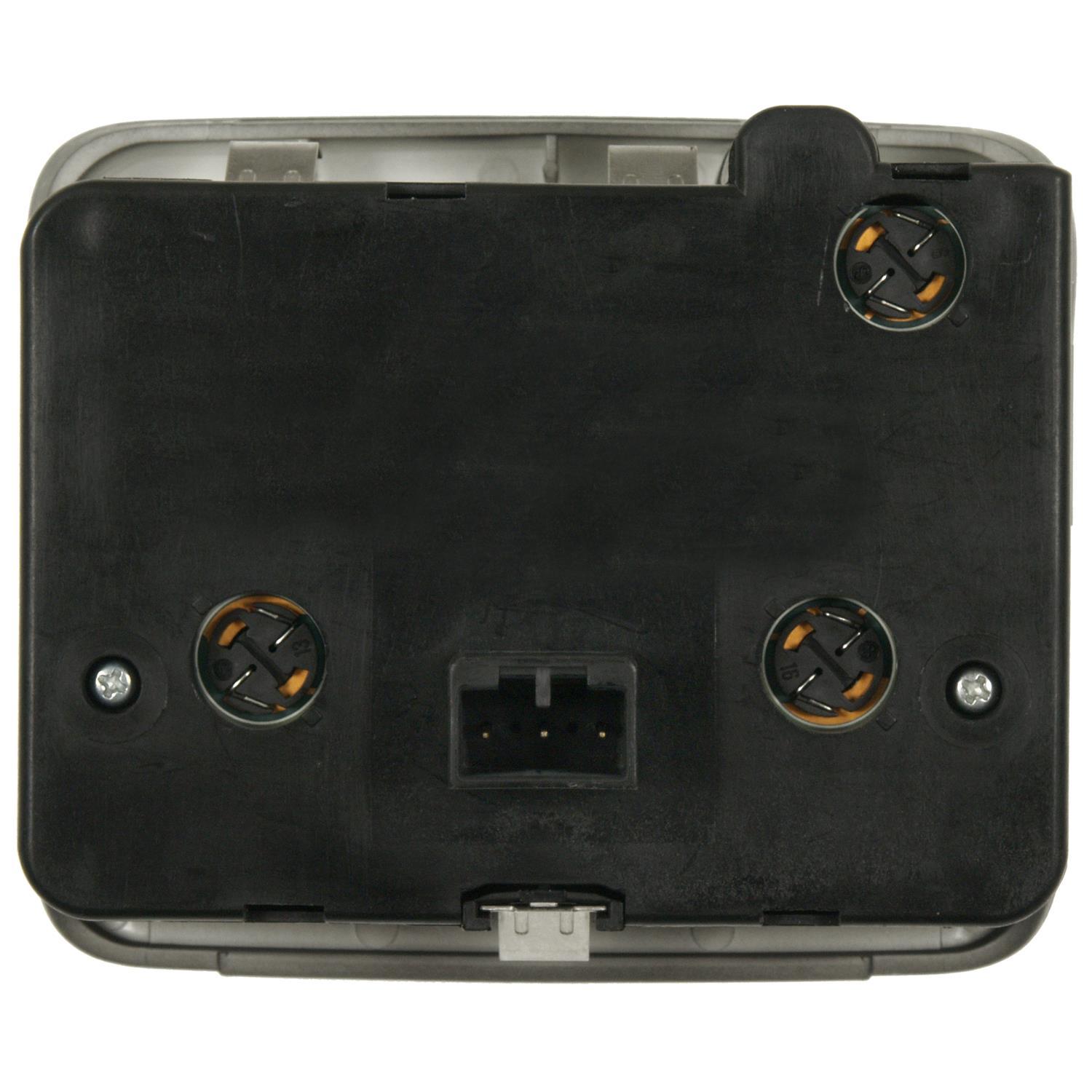 Standard Motor Products HLS1370 Headlight Switch product image 1 of 3