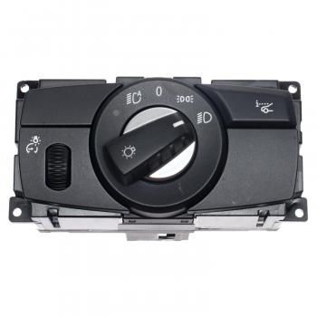 Standard Motor Products HLS1441 Headlight Switch product image 1 of 3