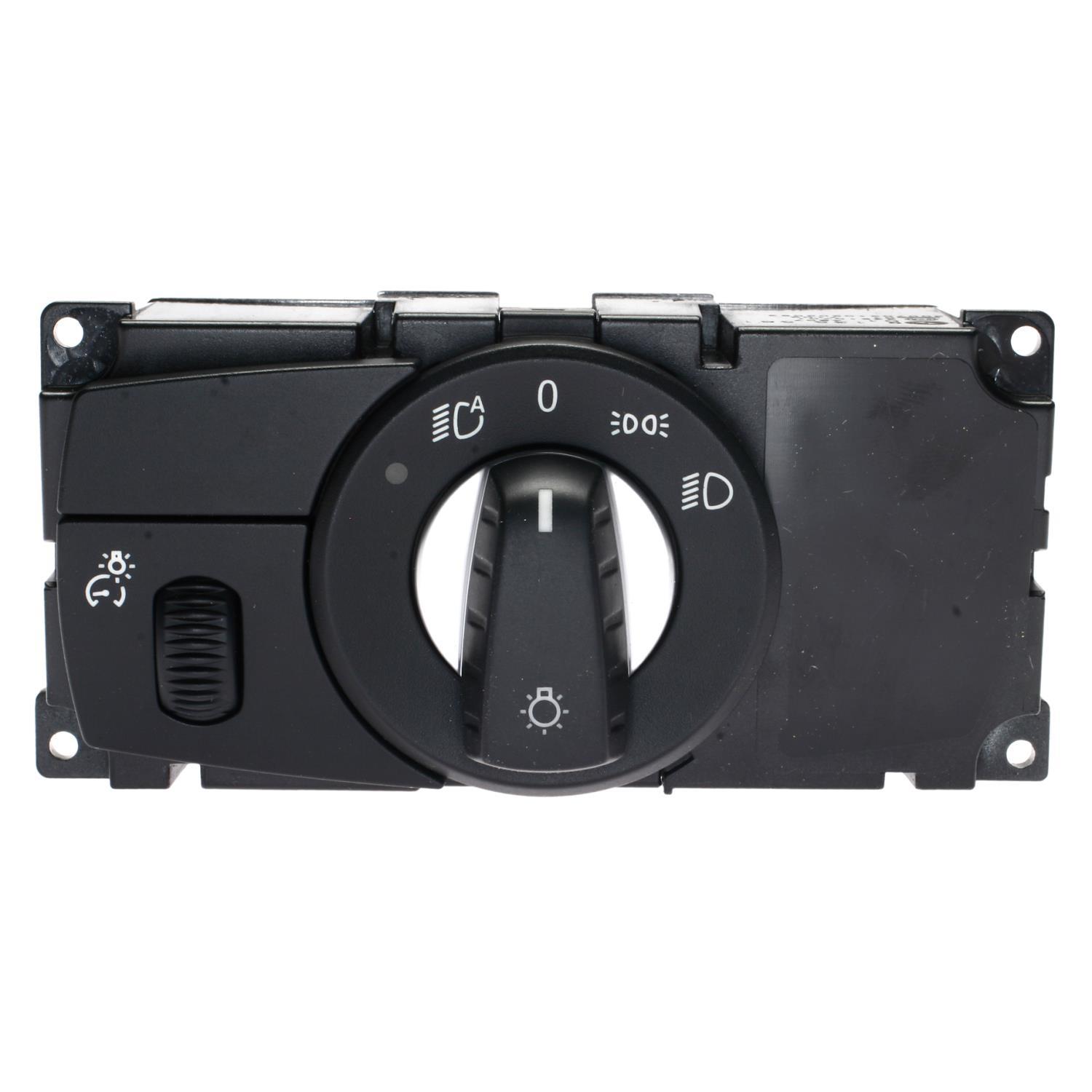 Standard Motor Products HLS1444 Headlight Switch product image 1 of 3