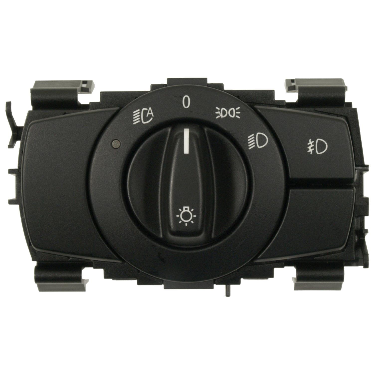 Standard Motor Products HLS1489 Headlight Switch product image 1 of 3