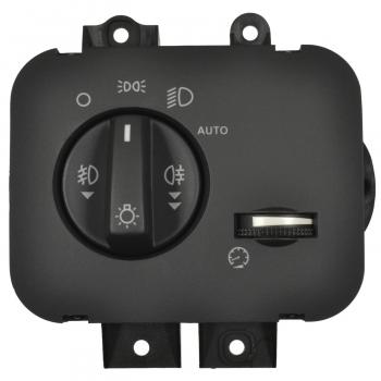 Standard Motor Products HLS1545 Headlight Switch product image 1 of 3