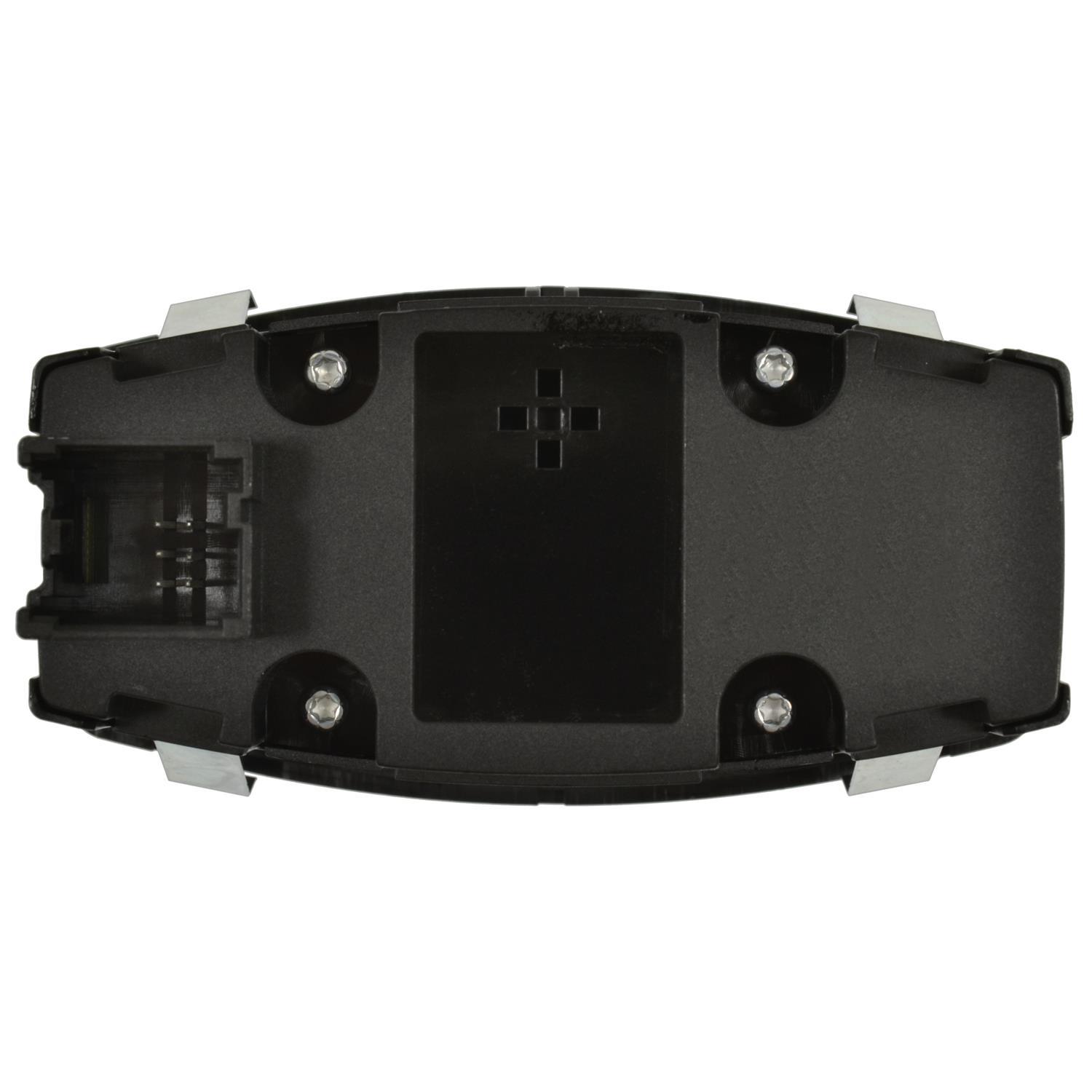Standard Motor Products HLS1569 Headlight Switch product image 1 of 3